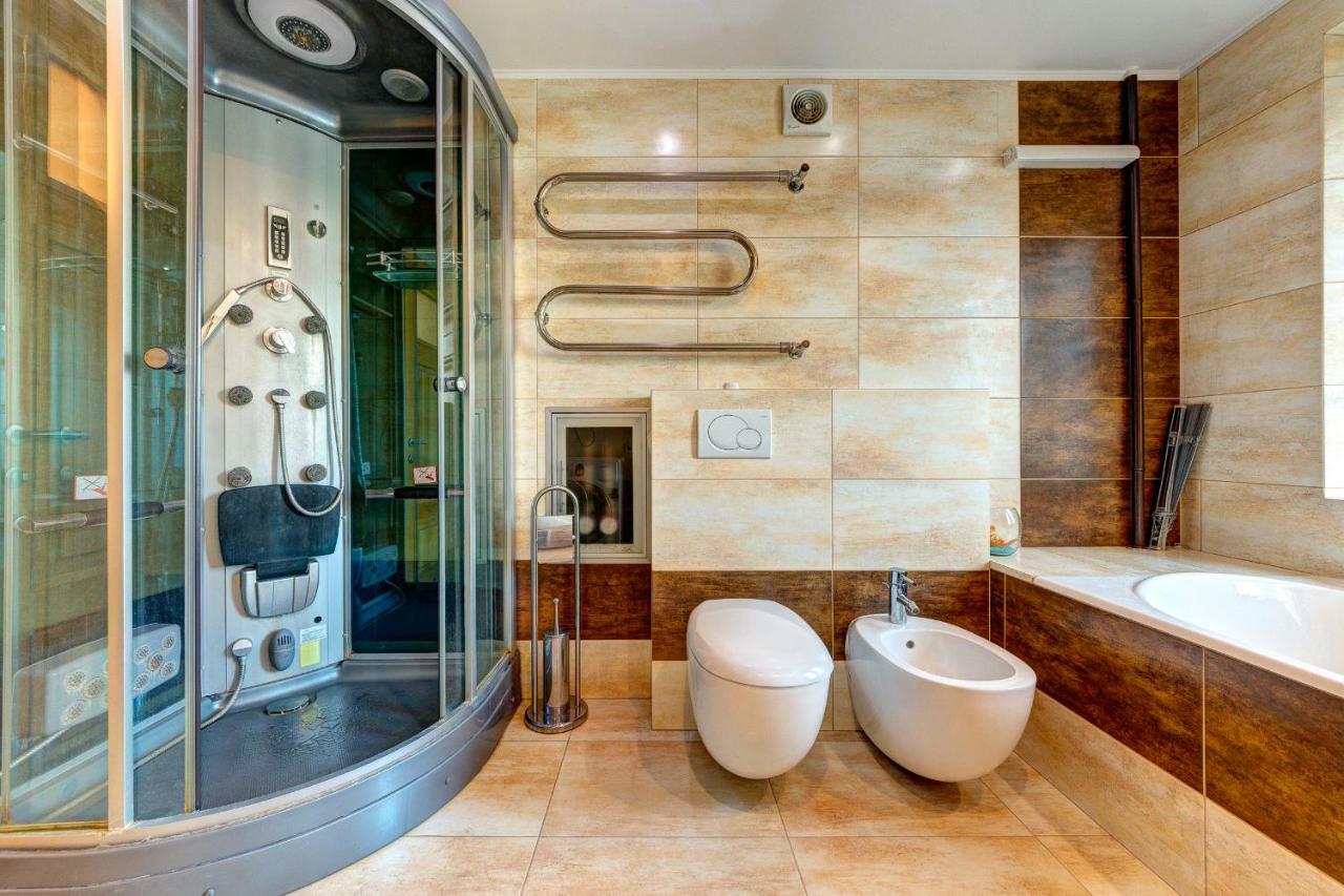 Apartments Near The Shopping Center Gulliver Київ Екстер'єр фото